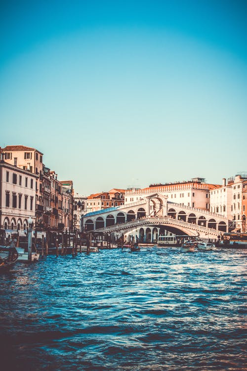 威尼斯的里亚托桥 · 免费素材图片