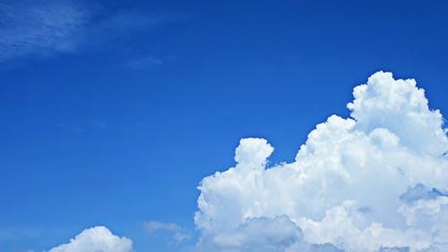 雨云和蓝天 · 免费素材图片
