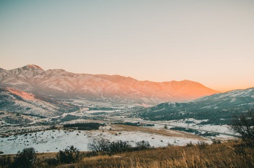 灰山与雪 · 免费素材图片