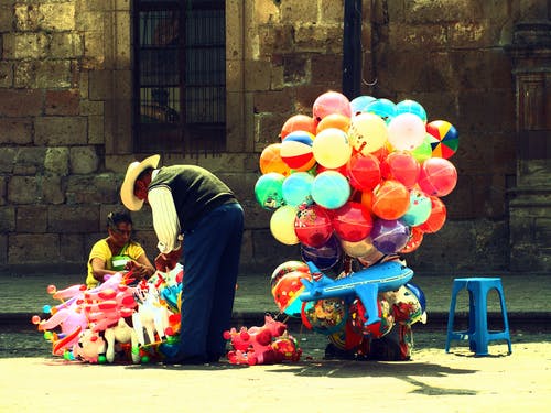 彩色气球 · 免费素材图片