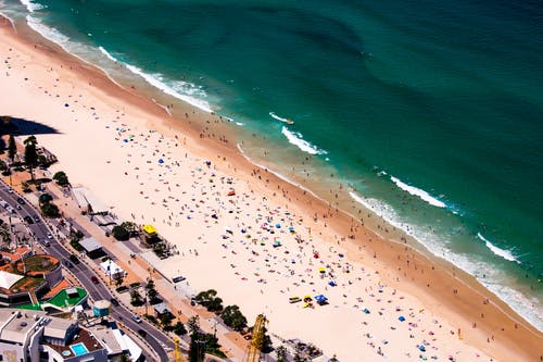 夏季海滩鸟瞰图 · 免费素材图片