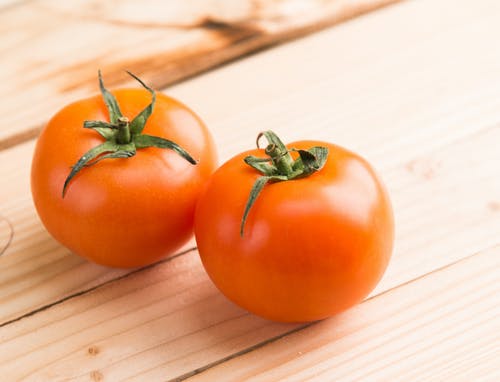 两个成熟的西红柿 · 免费素材图片