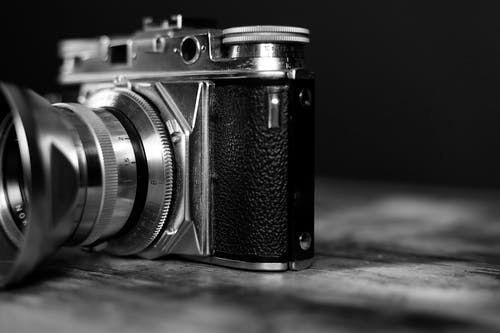 相机的单色摄影 · 免费素材图片