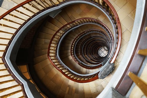 棕色大理石楼梯 · 免费素材图片