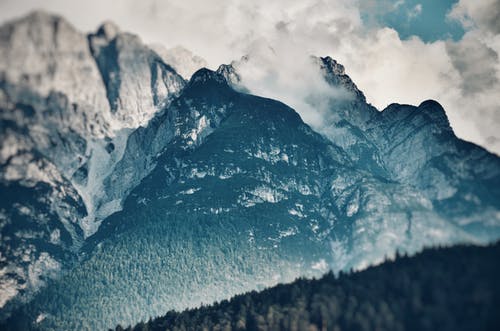 山的风景照片 · 免费素材图片