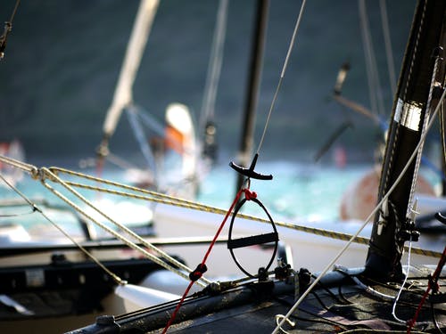 黑船的浅焦点摄影 · 免费素材图片