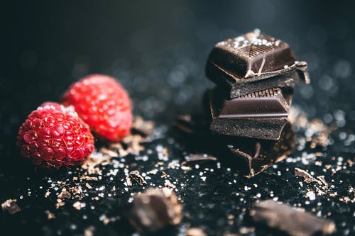 巧克力和覆盆子 · 免费素材图片