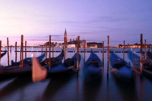 在意大利威尼斯的贡多拉船 · 免费素材图片