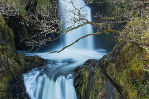 级联的延时摄影 · 免费素材图片