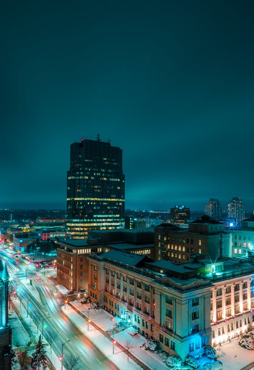 城市的灯光 · 免费素材图片