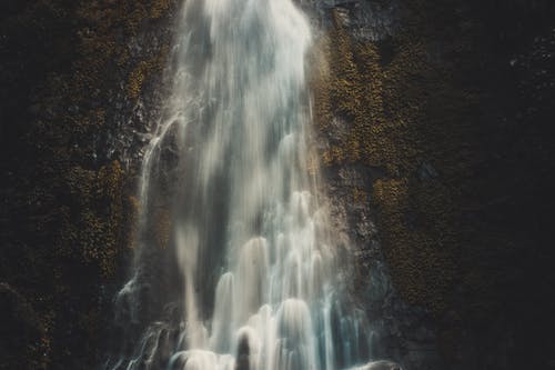 洞穴瀑布摄影 · 免费素材图片