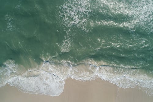 绿海水 · 免费素材图片