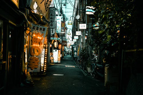 的照片巷道 · 免费素材图片