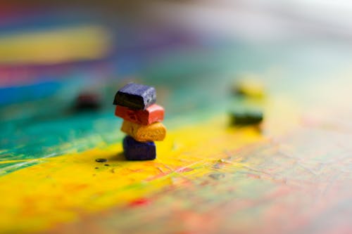 浅焦点摄影的五彩的石头 · 免费素材图片