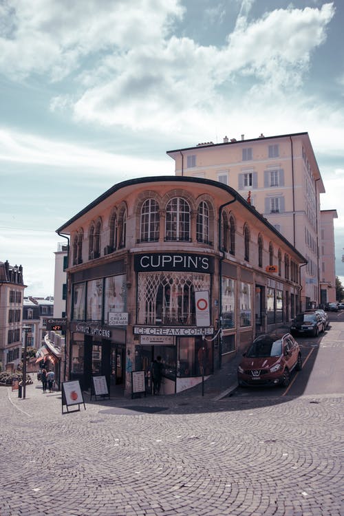 白杯大厦的照片 · 免费素材图片