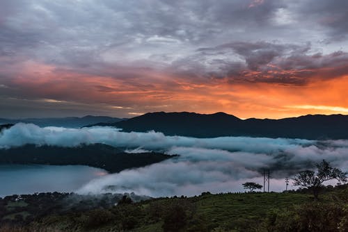 雾山风景摄影 · 免费素材图片