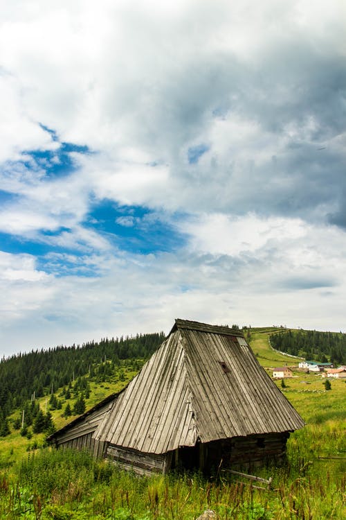 棕色木房子 · 免费素材图片