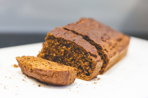 核仁巧克力饼的浅焦点摄影 · 免费素材图片