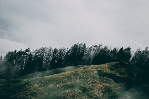 连绵起伏的群山 · 免费素材图片