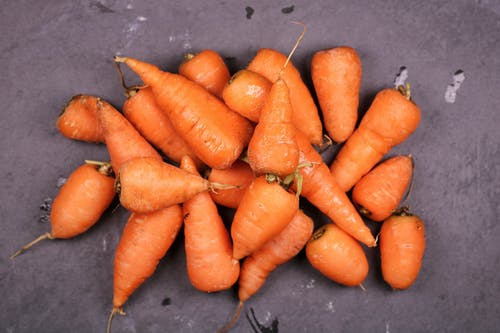 一堆胡萝卜 · 免费素材图片