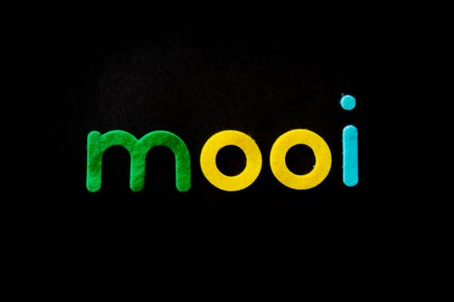 Mooi徽标 · 免费素材图片