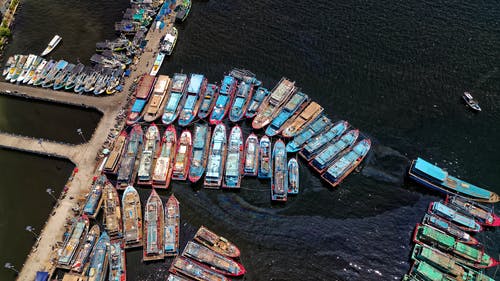 渔船航拍 · 免费素材图片