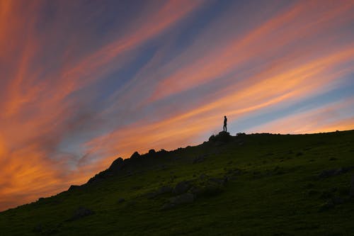 山上人 · 免费素材图片