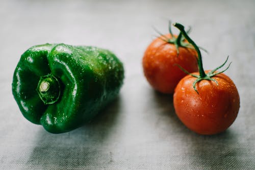 青椒和西红柿 · 免费素材图片