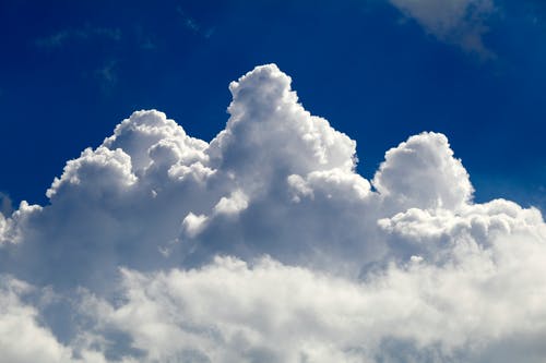 蓬松的云彩摄影 · 免费素材图片