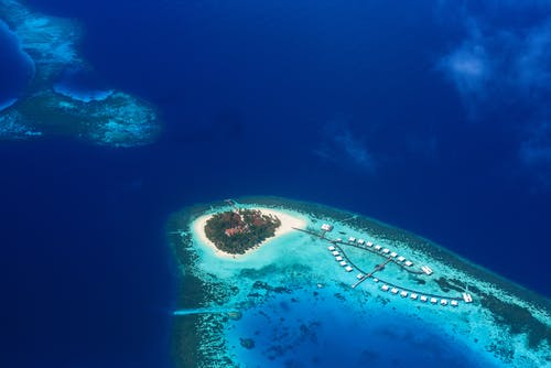 岛屿鸟瞰图 · 免费素材图片