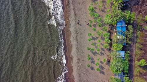 鸟瞰海浪摄影 · 免费素材图片
