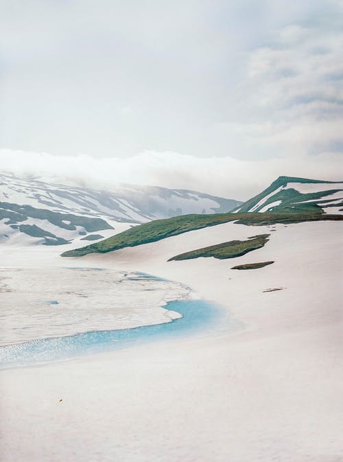 雪山风景照 · 免费素材图片