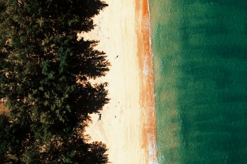 海滨航拍 · 免费素材图片