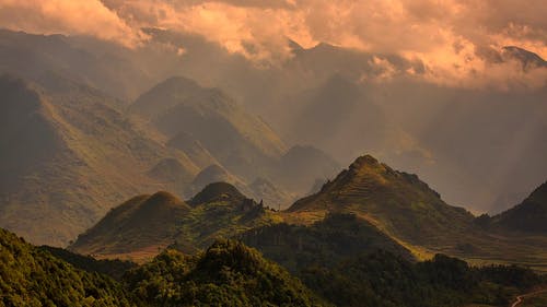 山脉 · 免费素材图片