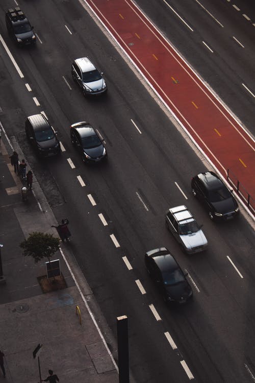 道路上的车辆 · 免费素材图片