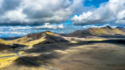 鸟瞰山 · 免费素材图片