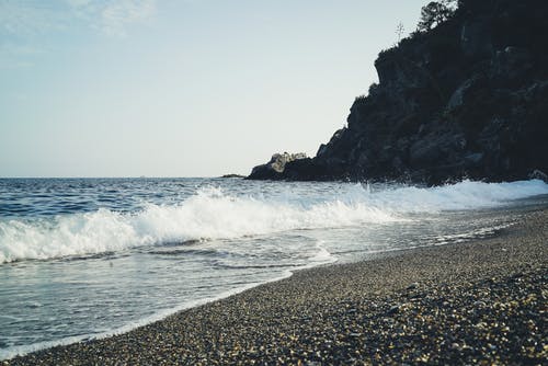 海岸近山 · 免费素材图片