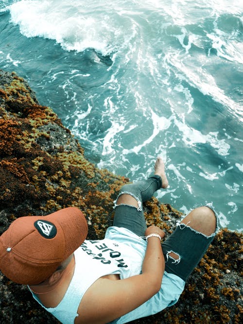 白色背心 · 免费素材图片