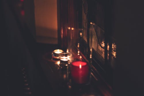 红柱蜡烛 · 免费素材图片