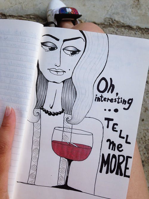 女人和酒素描 · 免费素材图片