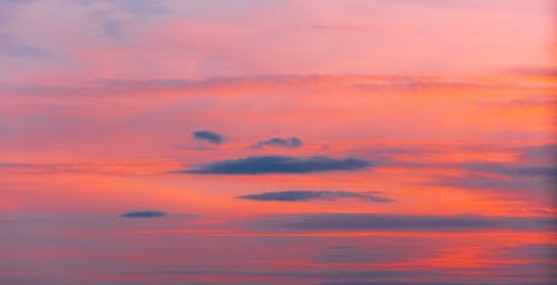 黎明时分云的风景 · 免费素材图片