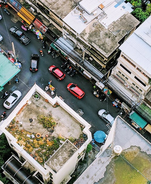 空中射击的道路和建筑物 · 免费素材图片