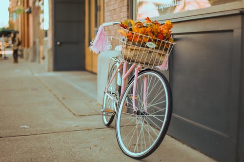 粉色自行车 · 免费素材图片