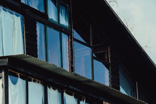 透明玻璃设计的房子 · 免费素材图片