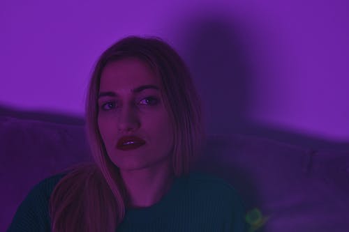 女人以自拍照 · 免费素材图片