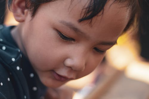 男孩的脸 · 免费素材图片