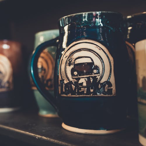 青花瓷杯 · 免费素材图片