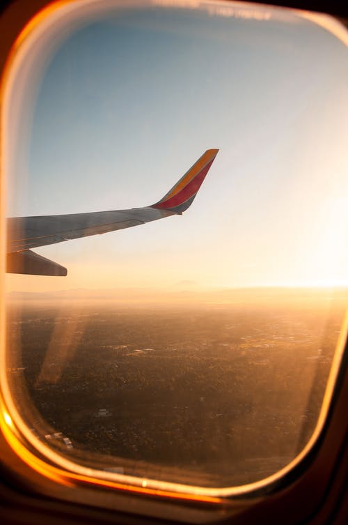 飞机窗外的航空摄影 · 免费素材图片