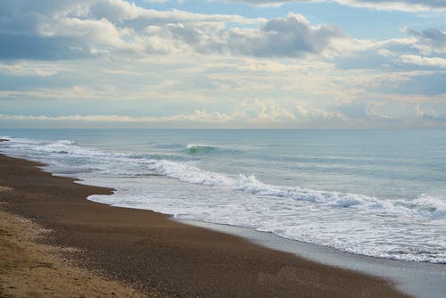 海边的海浪 · 免费素材图片