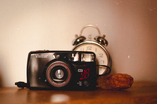 黑色vivitar相机 · 免费素材图片